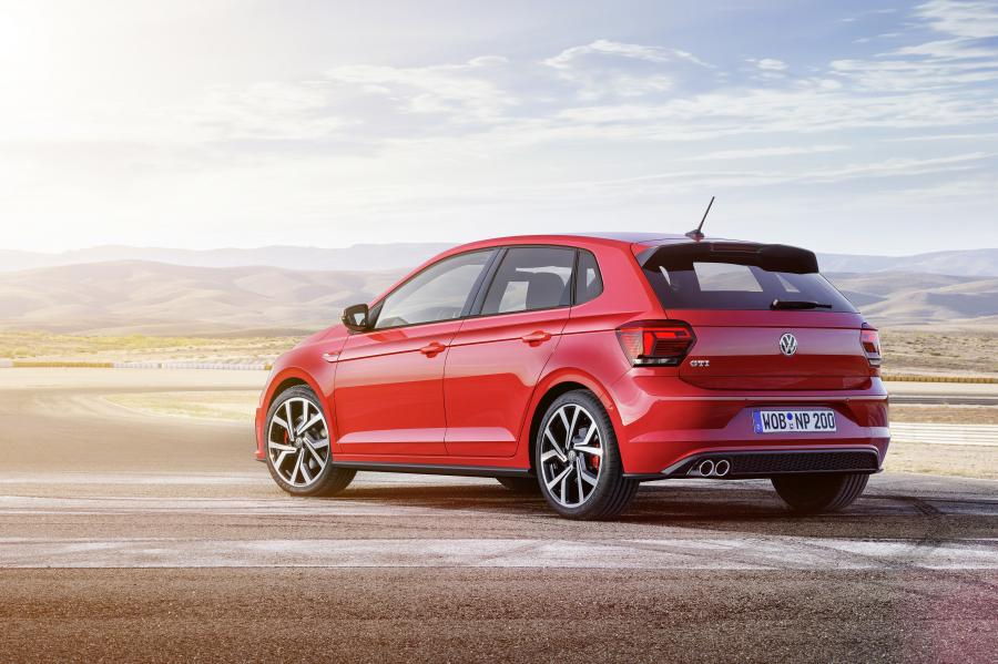  Volkswagen Polo GTI 2017 года  (WW) (фото 8 из 46)